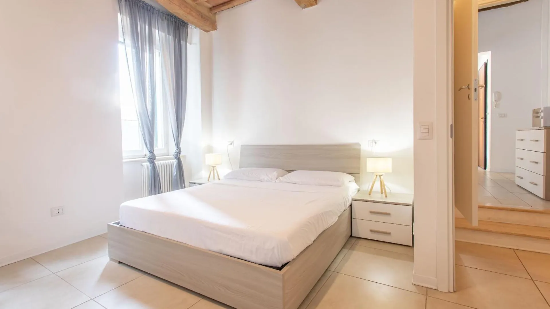 Appartamento Suite N1 - Elegante Trilocale In Centro Perugia Italia